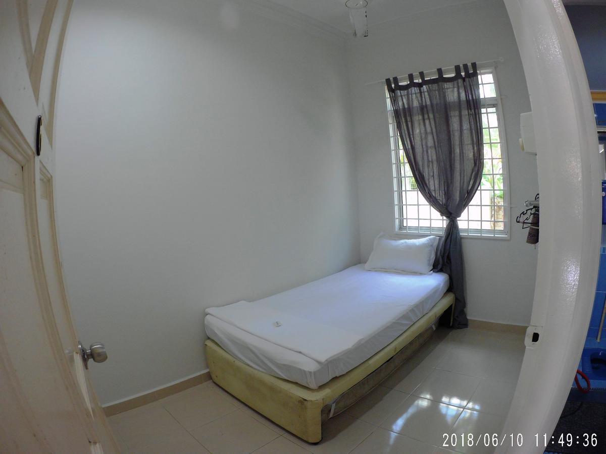 Fbs Guesthouse Dungun Ngoại thất bức ảnh